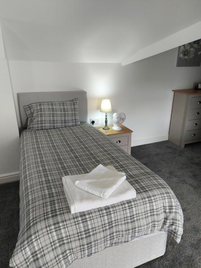 בארו אין פרנס Ambrose Hotel מראה חיצוני תמונה