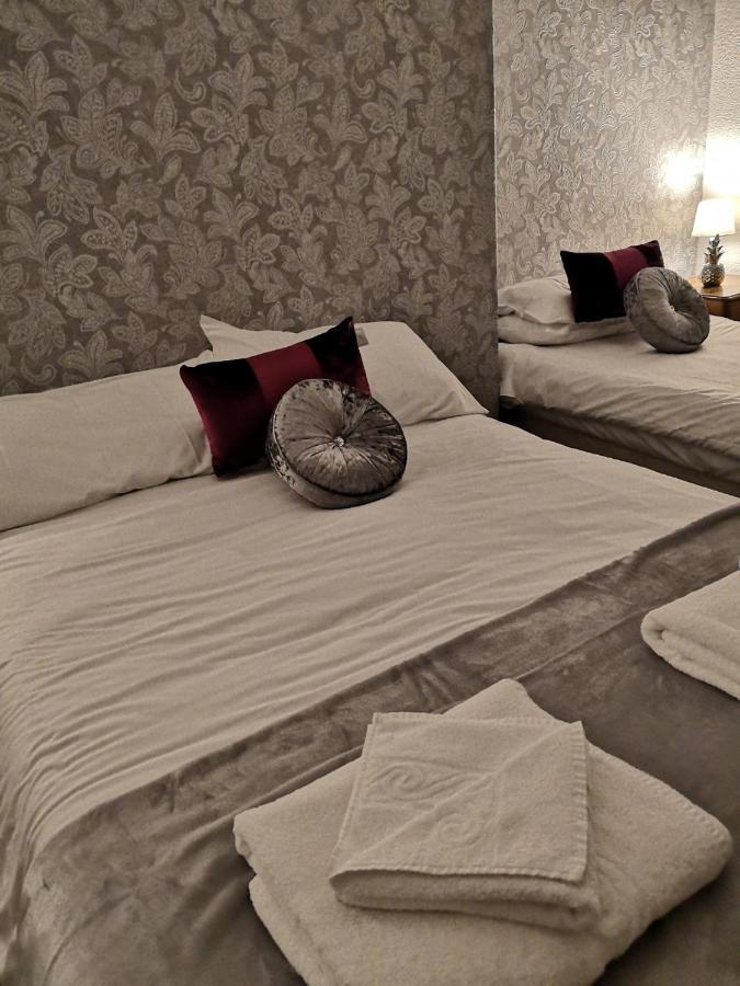 בארו אין פרנס Ambrose Hotel מראה חיצוני תמונה